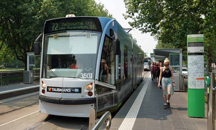 Yarra Trams Siemens Combino 3501 Taubmans